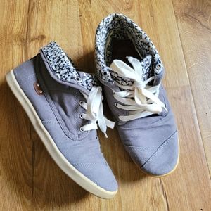 Call It Spring Canvas Shoes Size 8